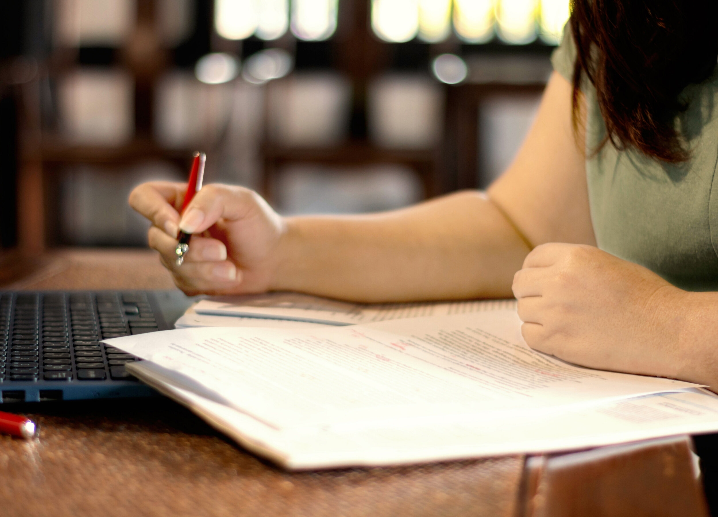 Research Paper Editing and Proofreading